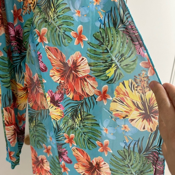 Swimsuit set - Picture 6 of 6